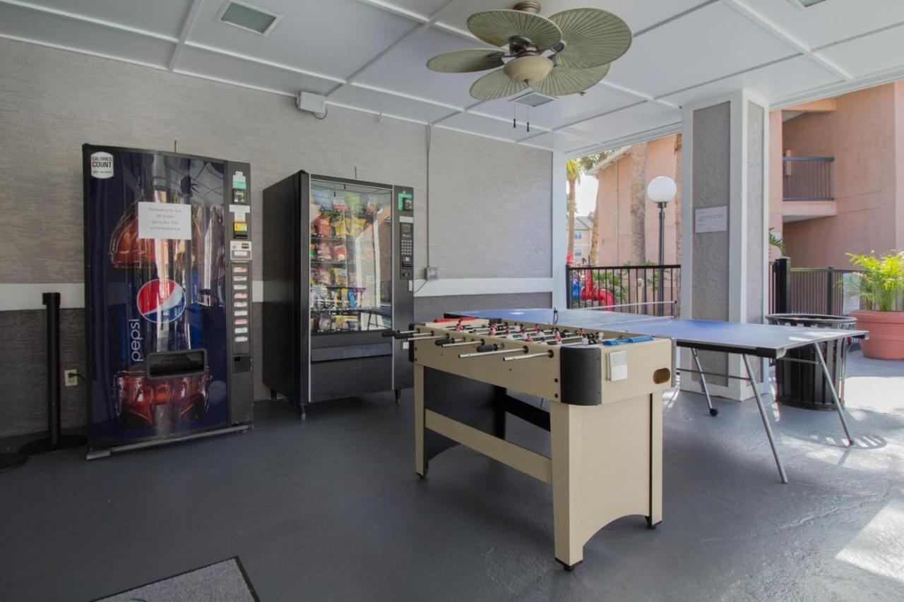 Studio With Double Bed And Community Pool Miles From Disney! Orlando Luaran gambar